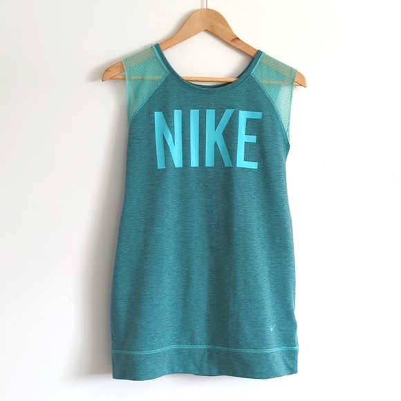 🌿NIKE WOROUT TOP🌿 - Picture 1 of 8